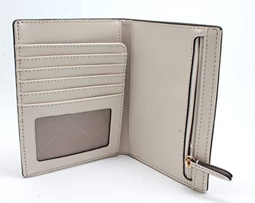 Michael Kors Jet Set Travel Light Cream Travel Passport Wallet